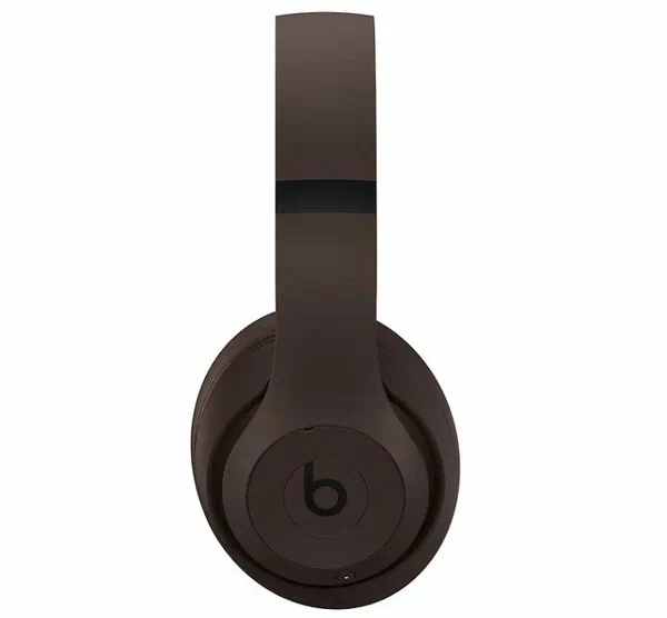 Беспроводные наушники Beats Studio Pro (темно-коричневые)